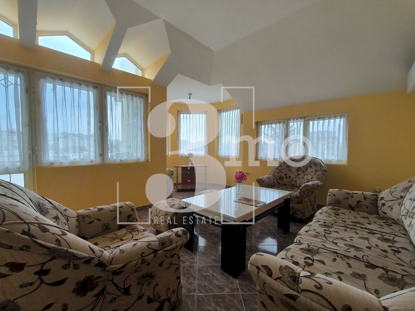 Two-room apartment Sofia (neighborhood Модерно предградие) - photo 1