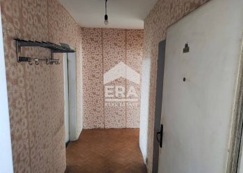One-room apartment Jambol (neighborhood Хале) - photo 6