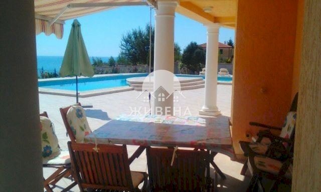 Independent house Varna - photo 1