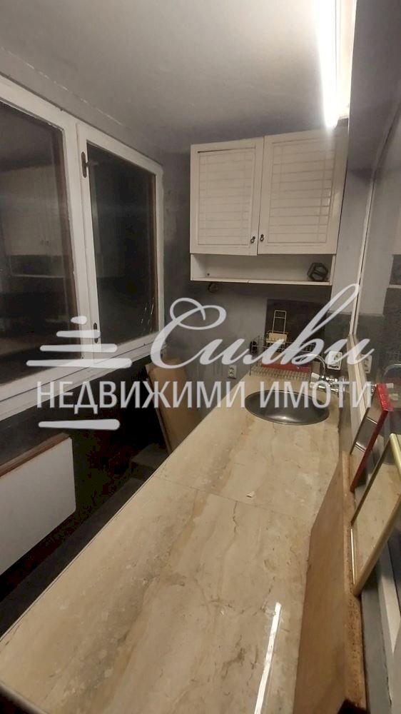 Three-room apartment Targovishte (neighborhood Запад) - photo 1