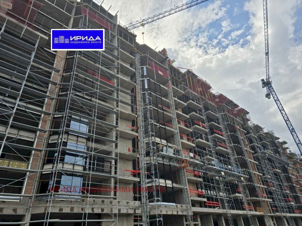 Quadrilocale Sofia (zona Оборище) - foto 1