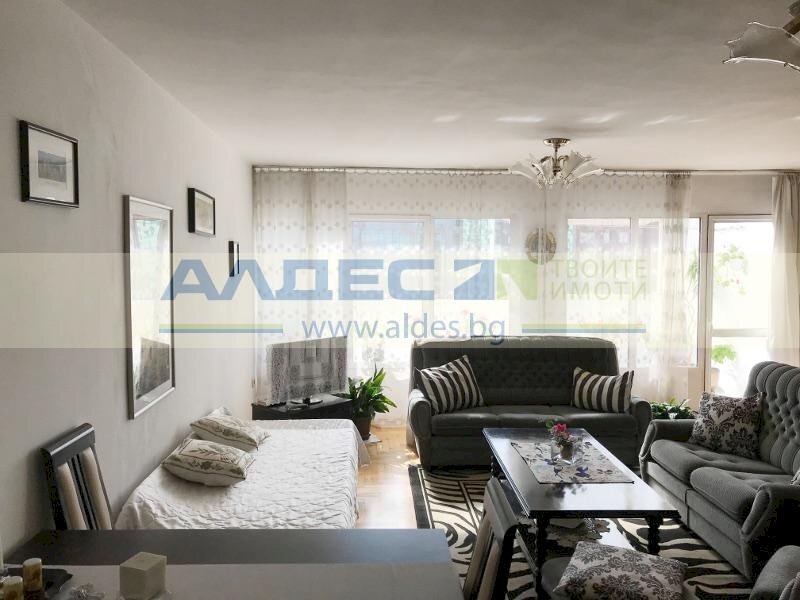 Appartamento бул. Цар Борис III, Sofia (zona Лагера) - foto 1