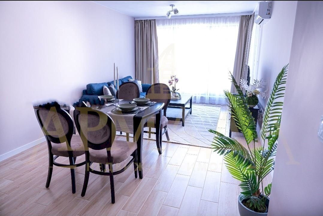 Three-room apartment Plovdiv (neighborhood Смирненски) - photo 1