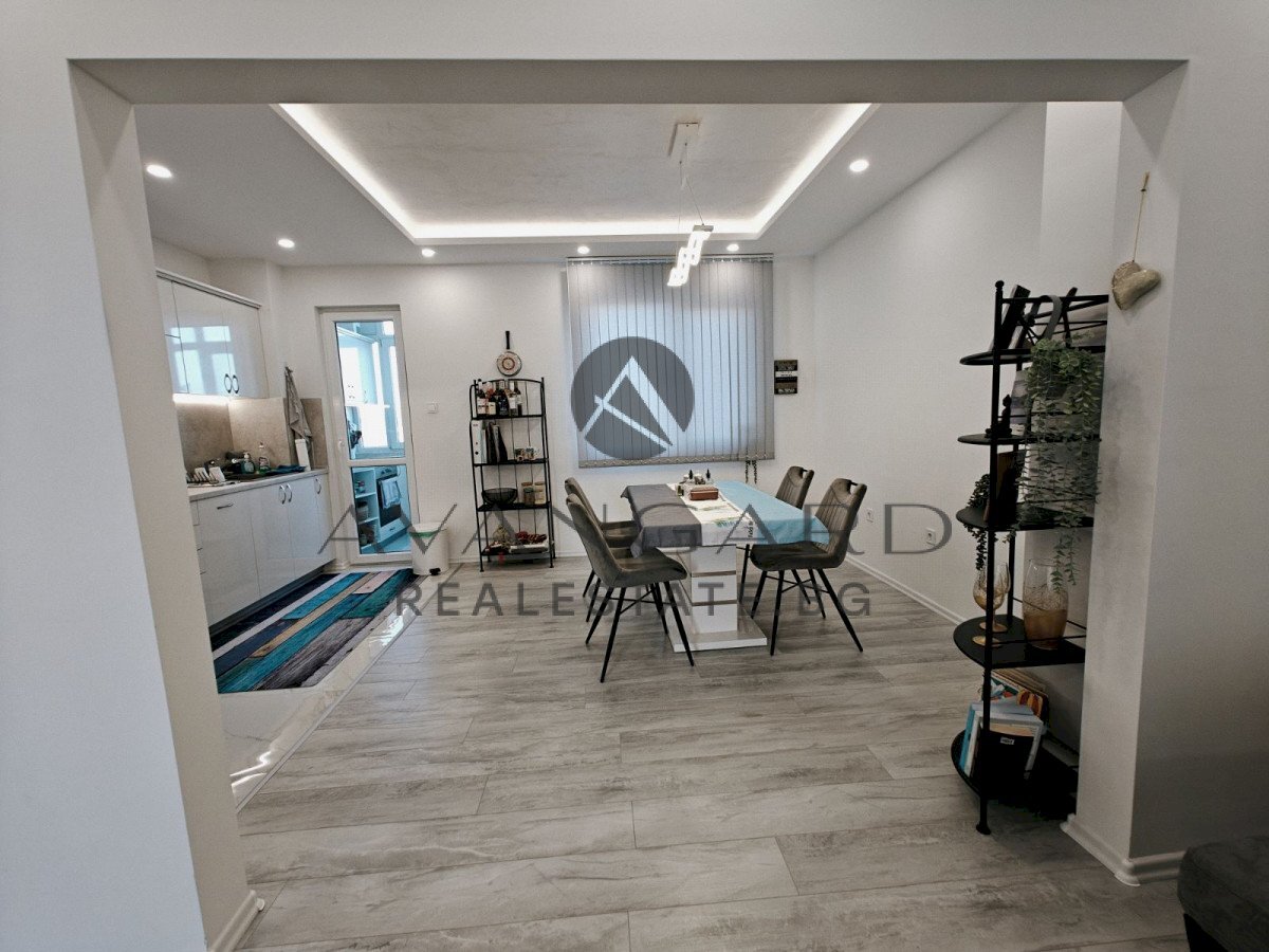 Apartment Plovdiv (neighborhood Тракия) - photo 1