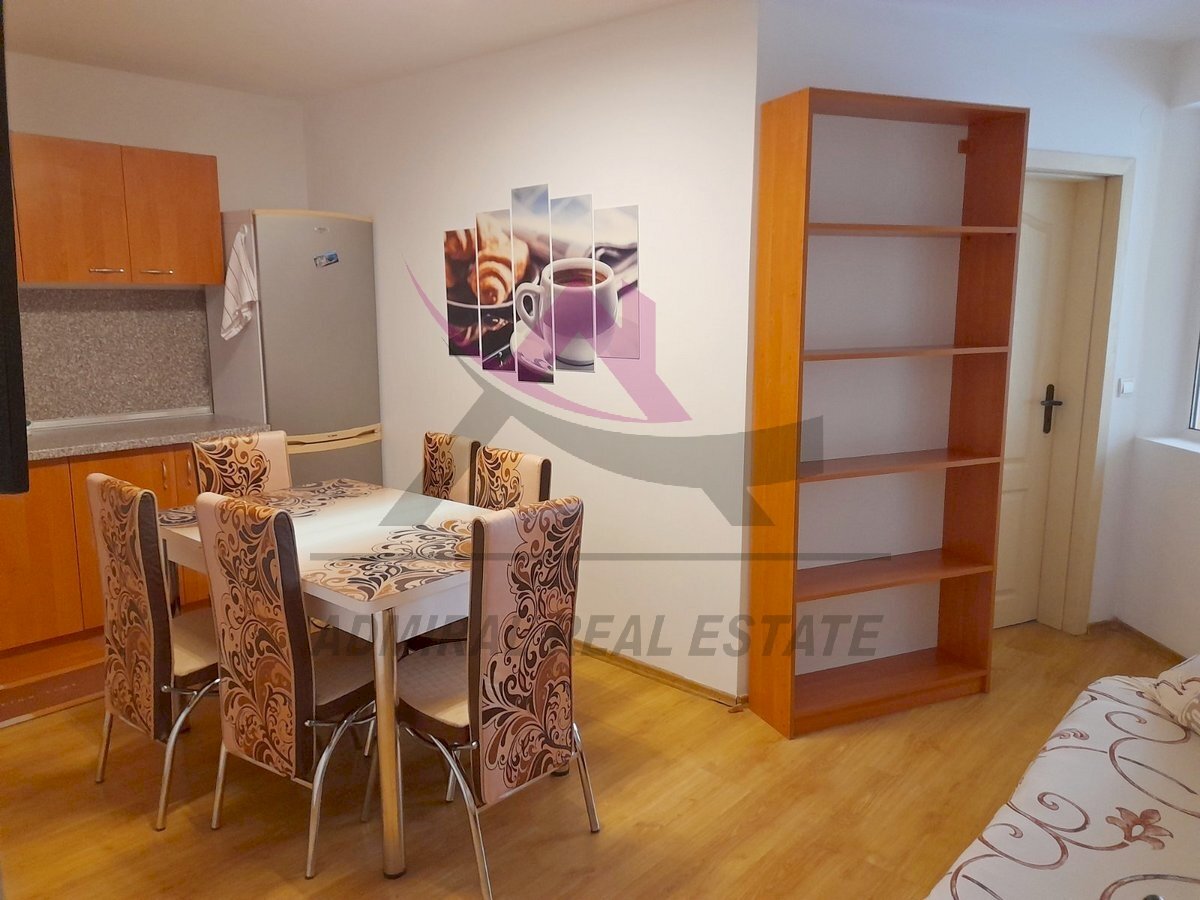 Trilocale Varna (zona Автогара) - foto 1