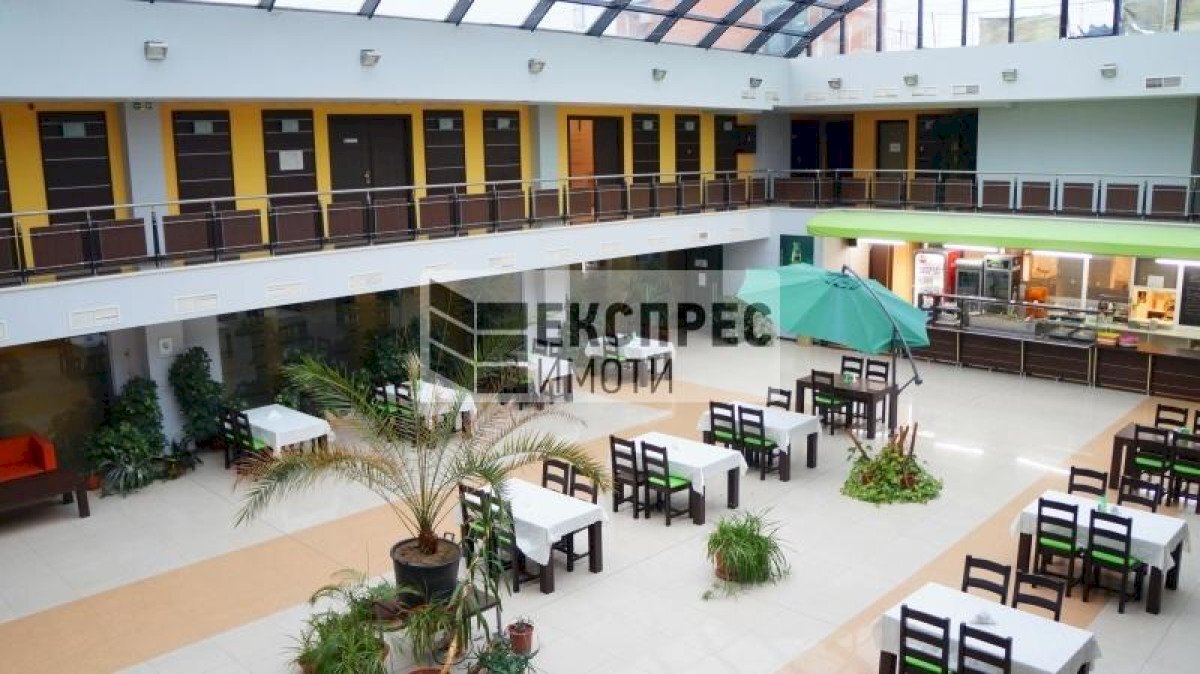 Restaurant Varna (neighborhood Изгрев) - photo 1