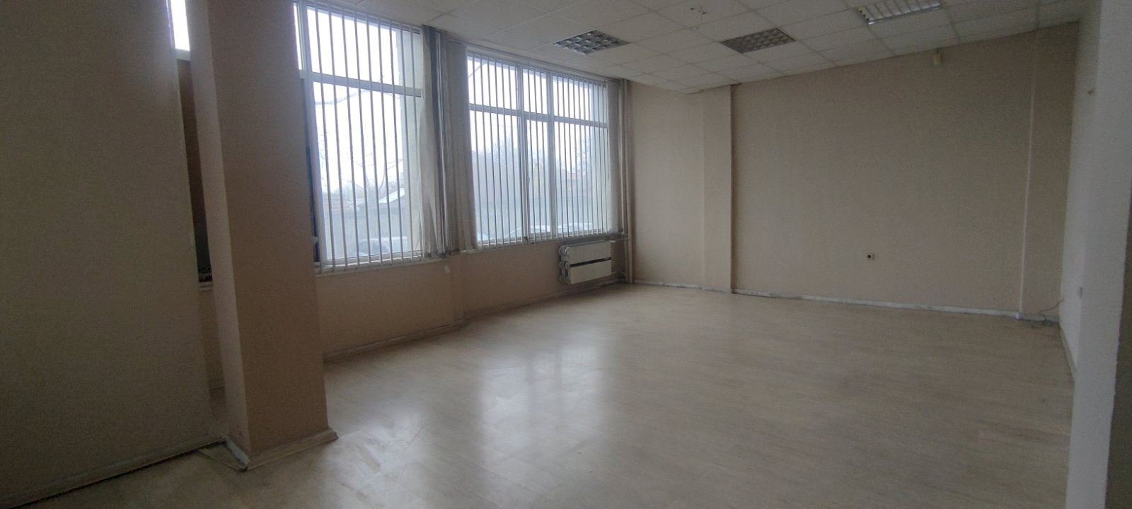 Office Plovdiv (neighborhood Център) - photo 1