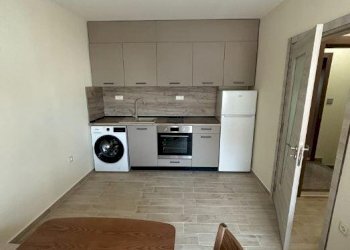 One-room apartment Varna (neighborhood Левски 1) - photo 1