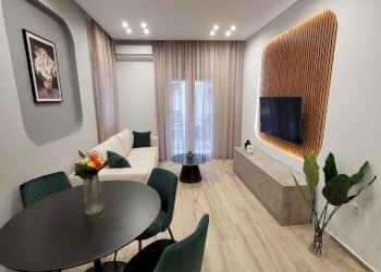Тристаен Analipsi - Mpotsari - Nea Paralia, Гърция - фото 1