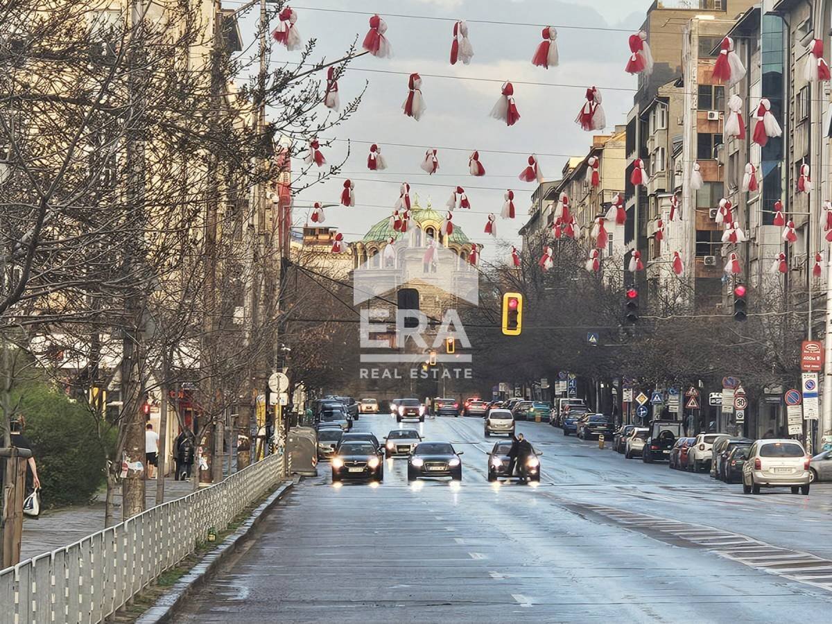Quadrilocale Център, Sofia - foto 1