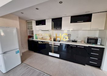 Four-room apartment Varna (neighborhood Галата) - photo 1
