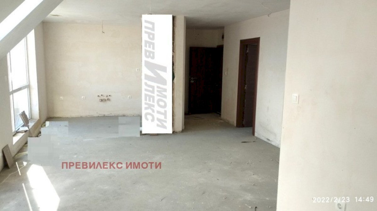 Three-room apartment Plovdiv (neighborhood Тракия) - photo 1