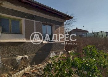 Independent house Debelt village, Burgas - photo 1