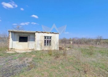 Земя за строеж Аксаково - фото 1