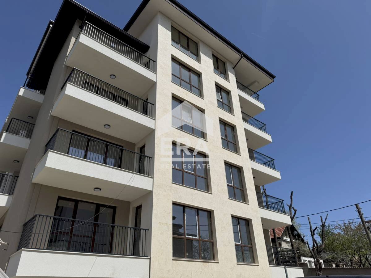 Trilocale Varna (zona Бриз) - foto 1