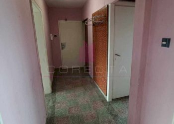 Four-room apartment Ruse (neighborhood Родина 2) - photo 2