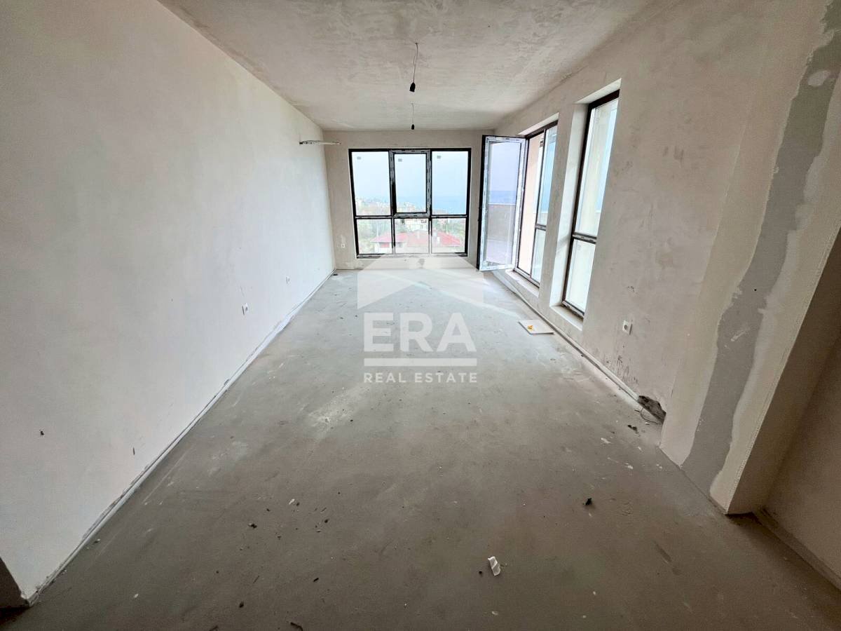 Trilocale Varna (zona Бриз) - foto 1