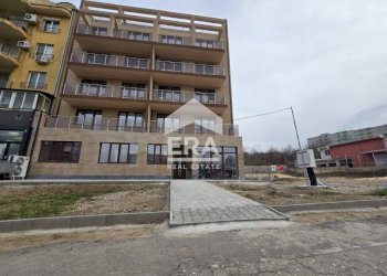 Three-room apartment Ruse (neighborhood Дружба 3) - photo 1