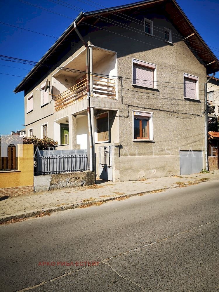 Вили Костенец - фото 1