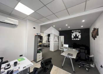 Office Sofia (neighborhood Зона Б-19) - photo 1