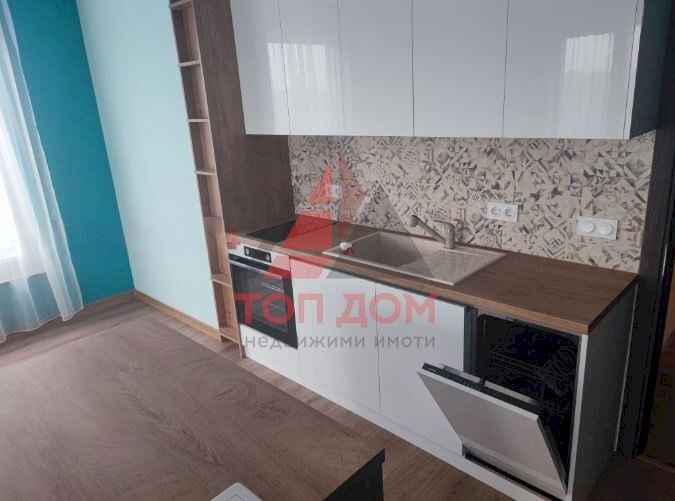 Trilocale Varna (zona Победа) - foto 1