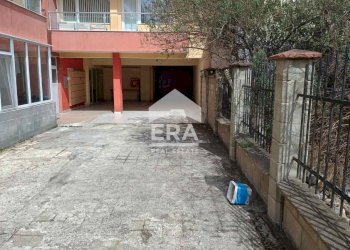 Box Varna (neighborhood Трошево) - photo 1
