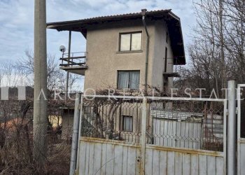 Villa Pernik - foto 1