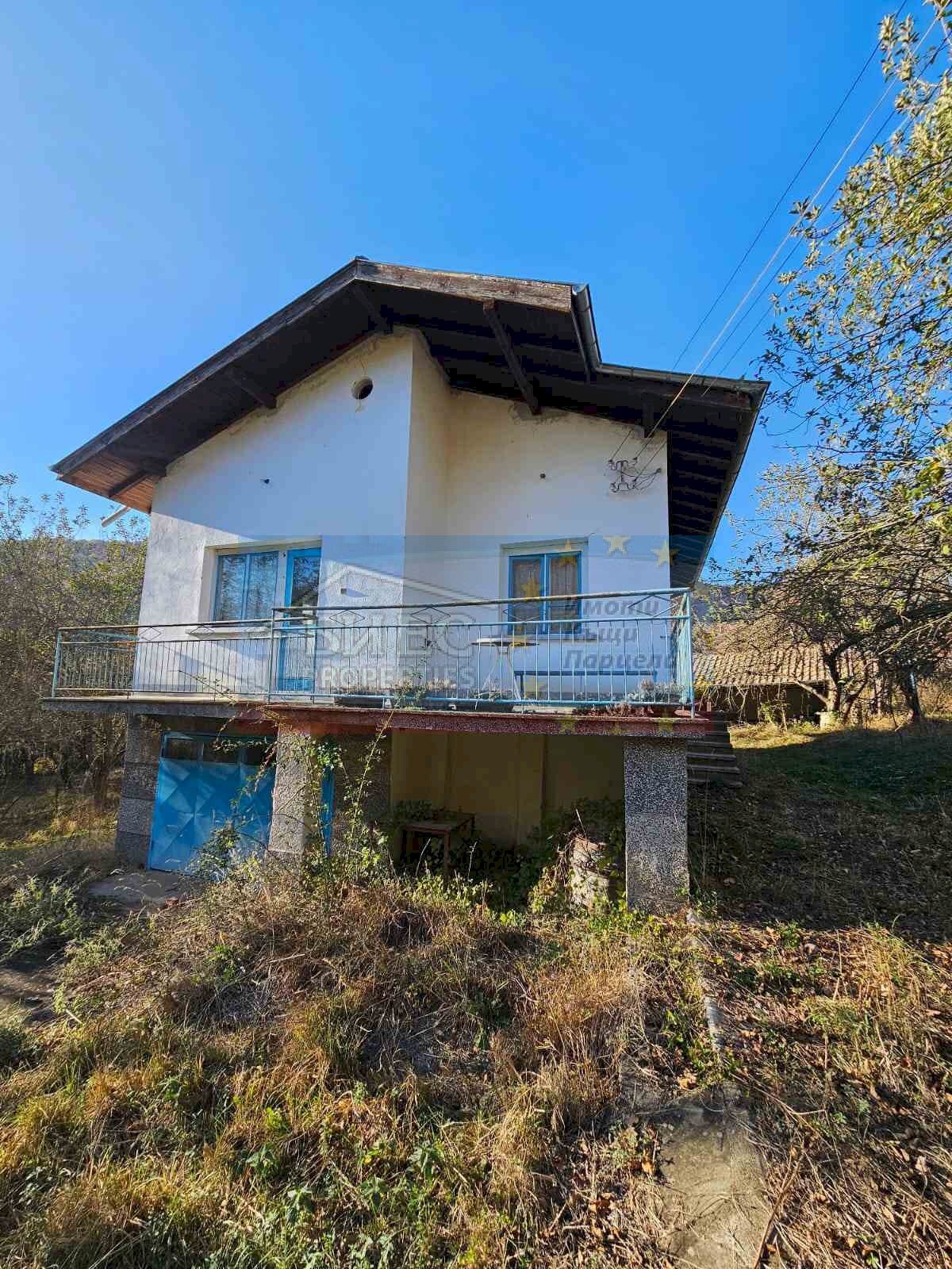 Independent house с. Своде, Pravec - photo 1