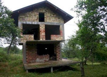 Самостоятелна къща с. Калище, Ковачевци - фото 1