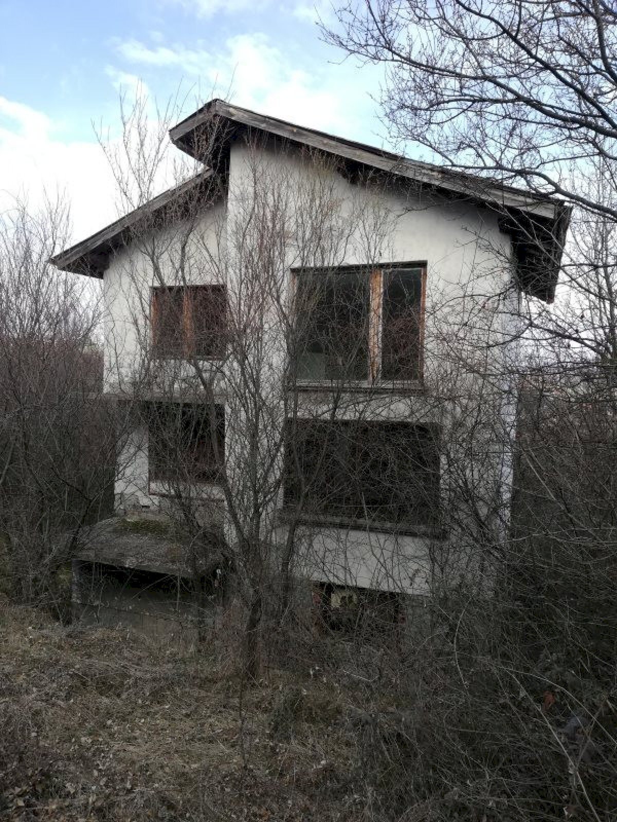 Самостоятелна къща с. Селищен дол, Перник - фото 1