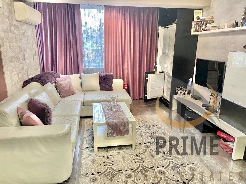 Appartamento Burgas (zona Център) - foto 1