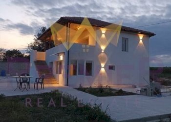 Самостоятелна къща Суворово - фото 1