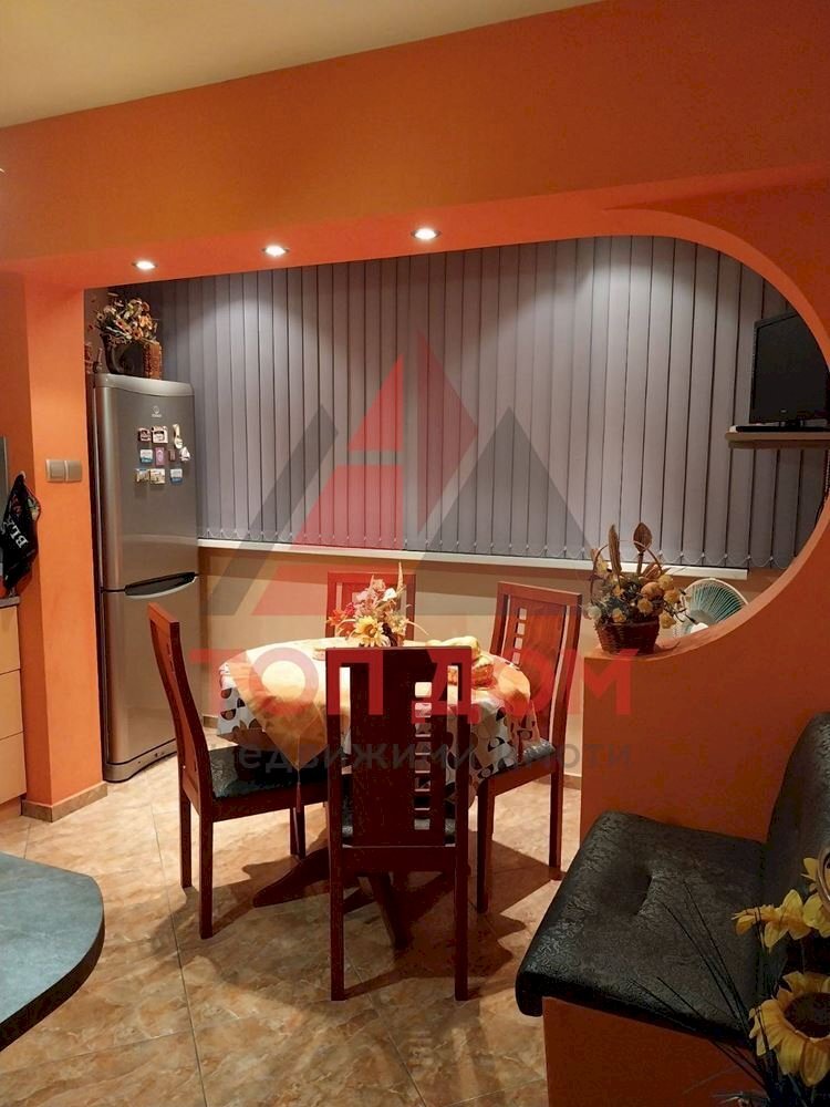 Three-room apartment Varna (neighborhood Трошево) - photo 1
