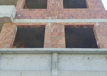 Three-room apartment Plovdiv (neighborhood Тракия) - photo 1