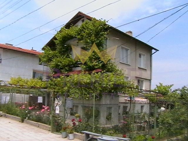 Independent house Balchik - photo 1