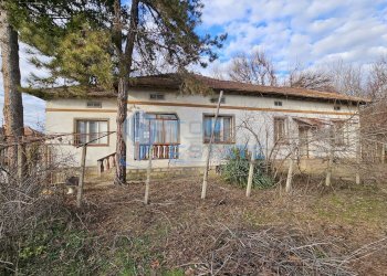 Independent house Svishtov - photo 1