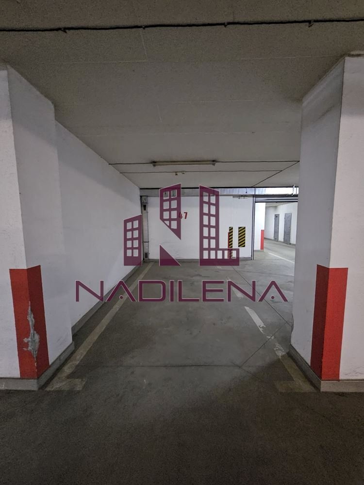 Parking space Sofia (neighborhood Лозенец) - photo 1