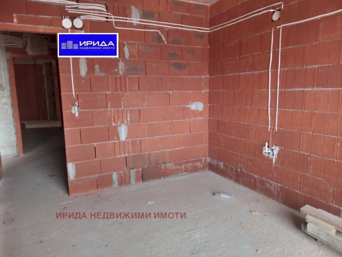 Trilocale Sofia (zona Дружба 1) - foto 1