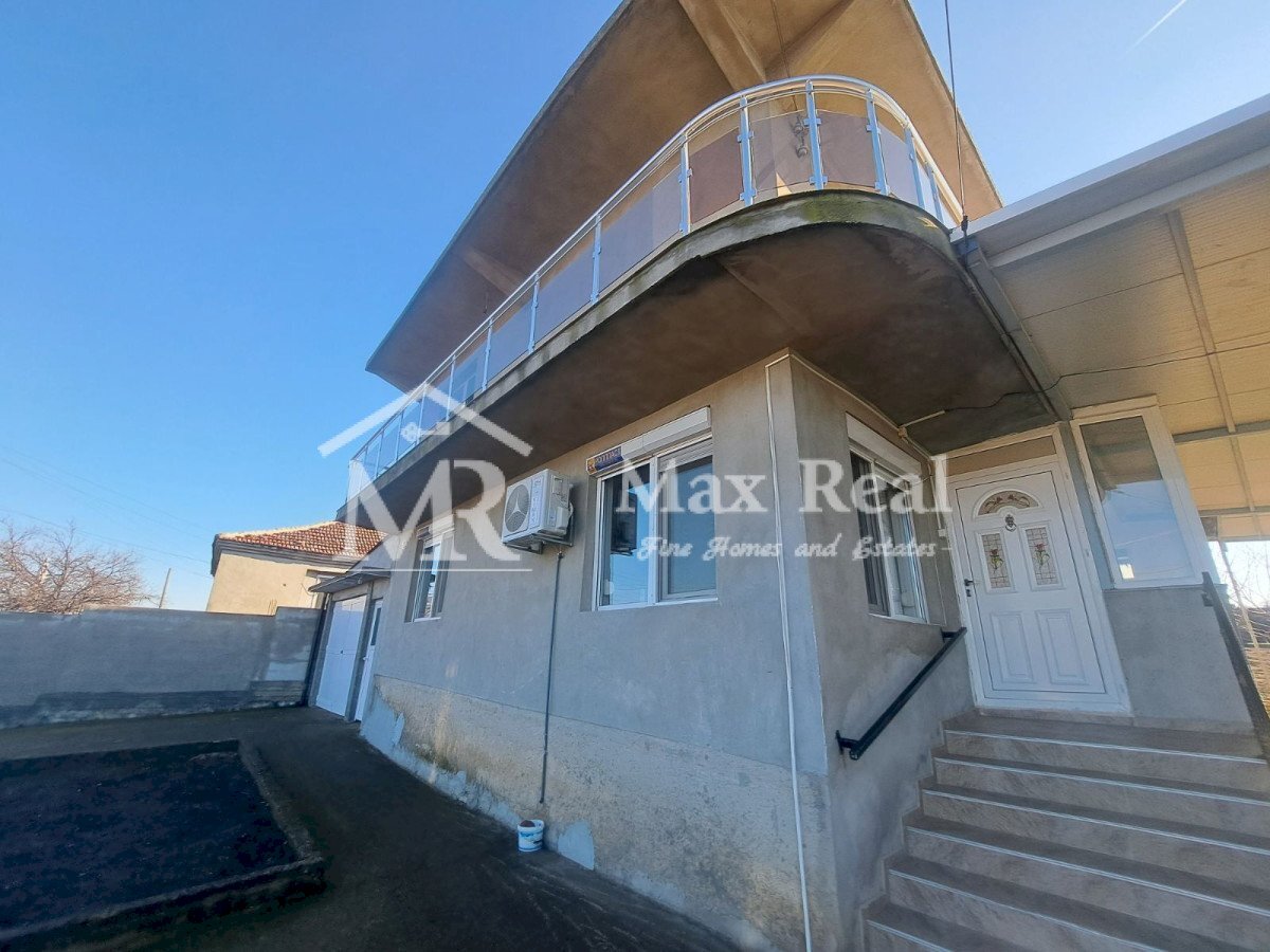 Casa indipendente с. Черноград, Aytos - foto 1