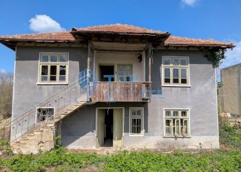 Independent house Polski Trambesh - photo 1