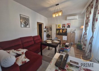 Apartment Burgas (neighborhood Възраждане) - photo 1