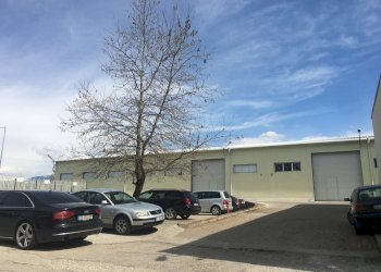 Locale Commerciale Sandanski - foto 1