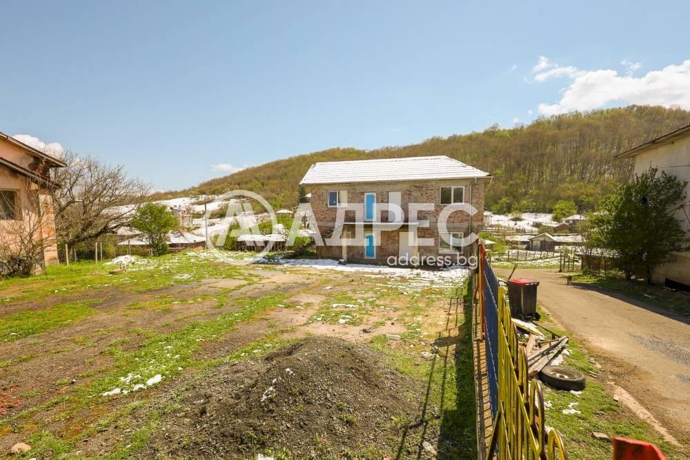 Locale Commerciale Gabar village, Burgas - foto 1