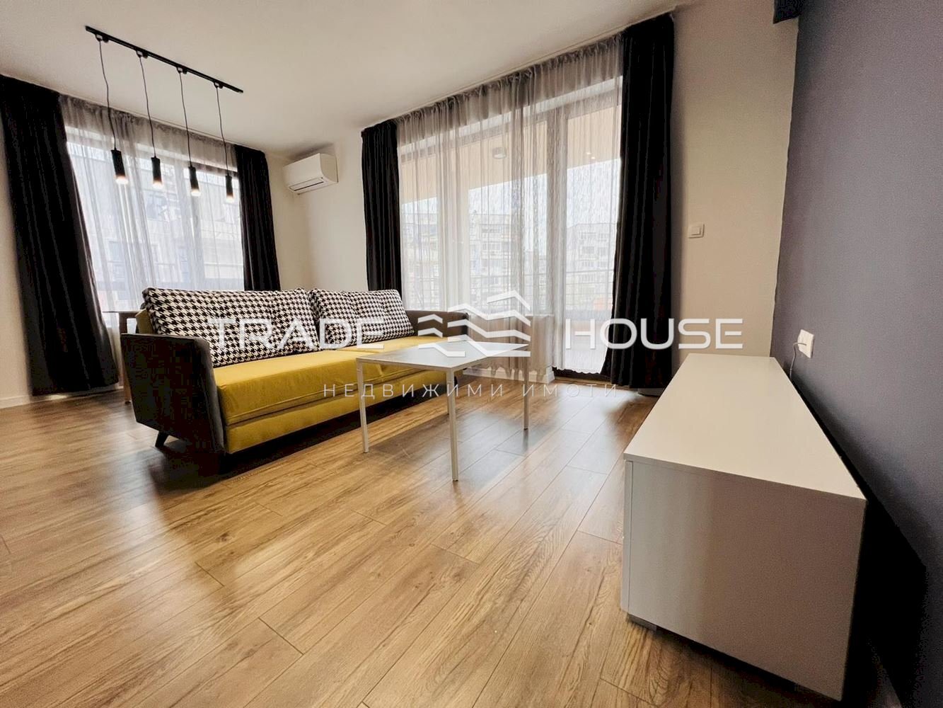Trilocale Plovdiv (zona Смирненски) - foto 1