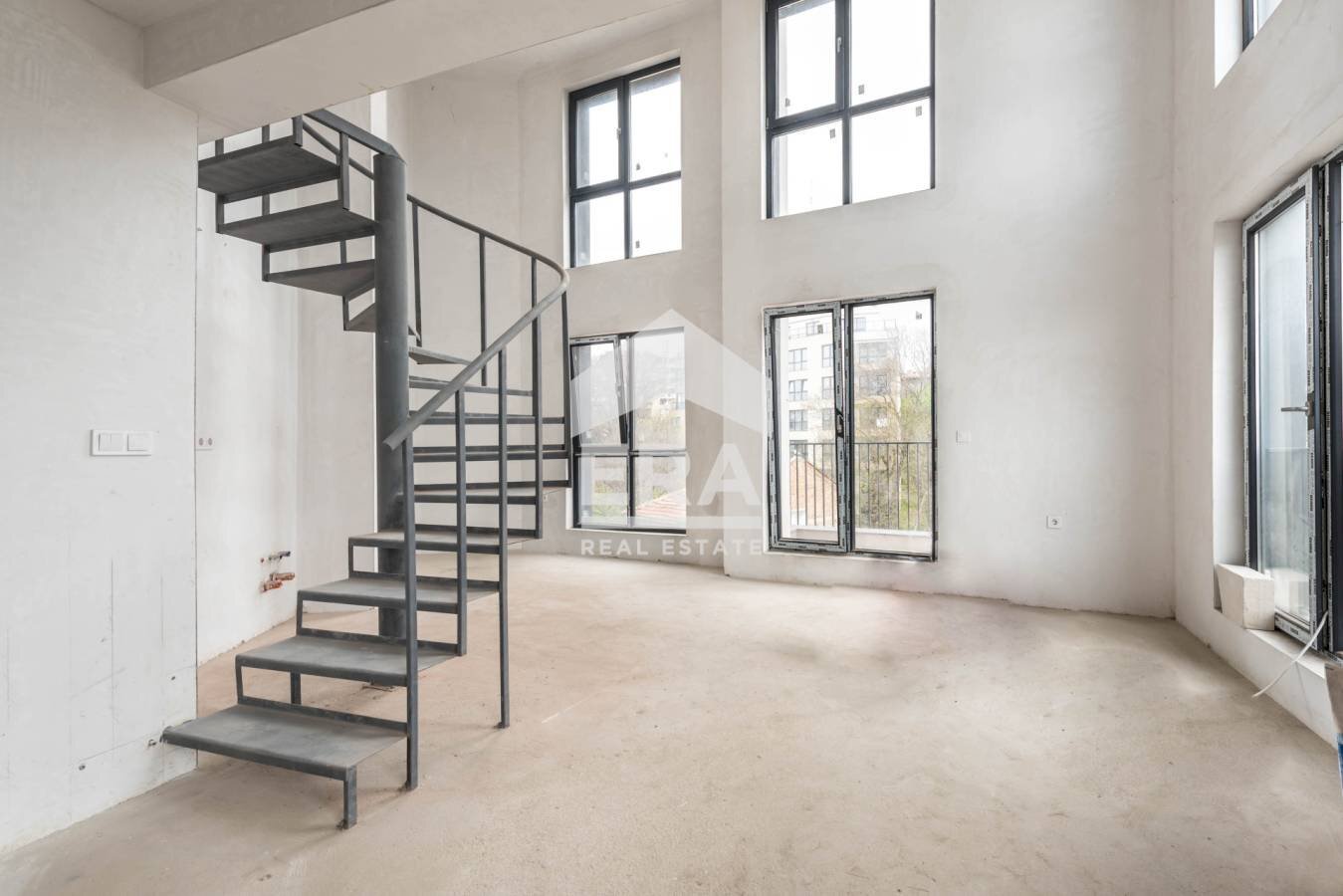 Quadrilocale Varna (zona Център) - foto 1