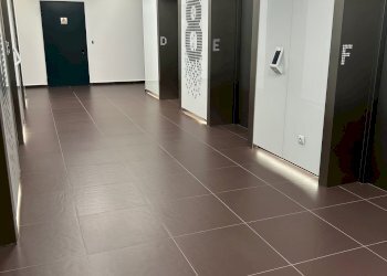 Ufficio Sofia (zona 7-ми 11-ти километър) - foto 1