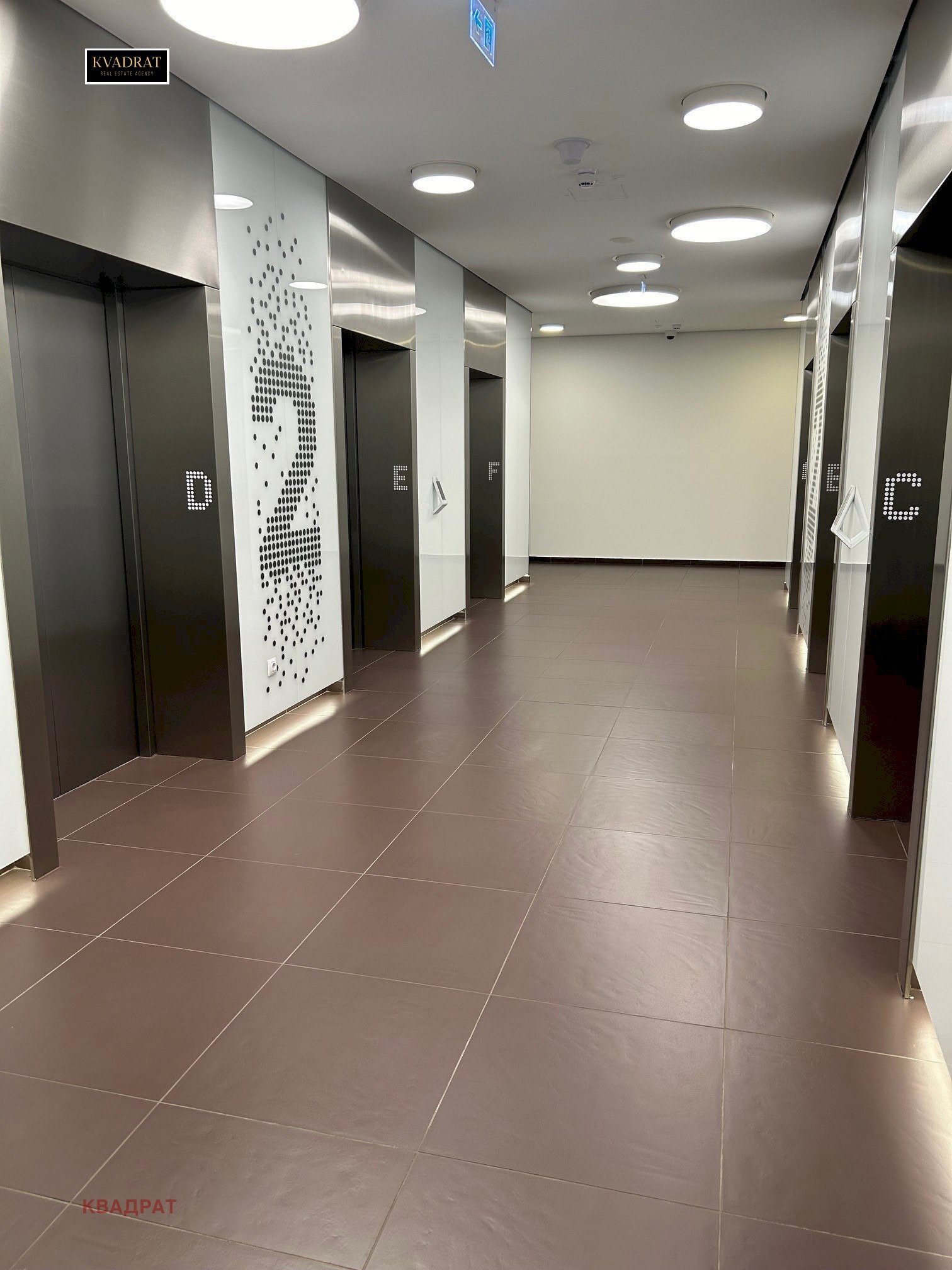 Office Sofia (neighborhood 7-ми 11-ти километър) - photo 1