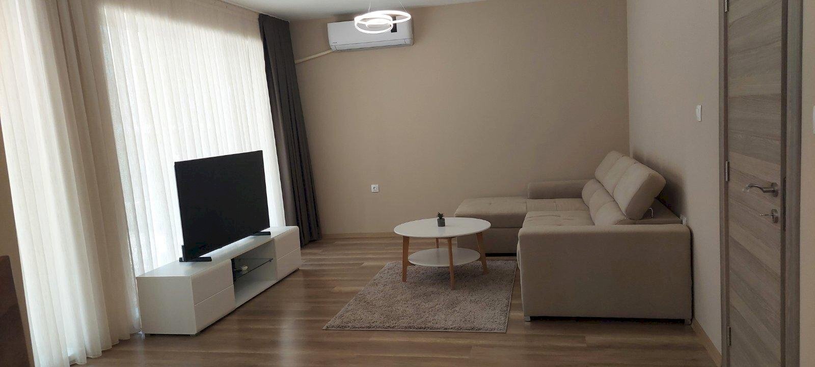 One-room apartment Plovdiv (neighborhood Смирненски) - photo 1
