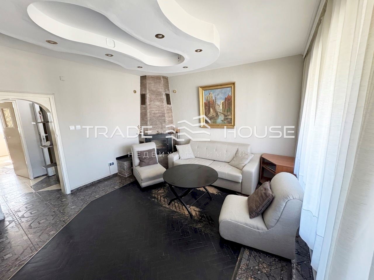 Trilocale Plovdiv (zona Гагарин) - foto 1