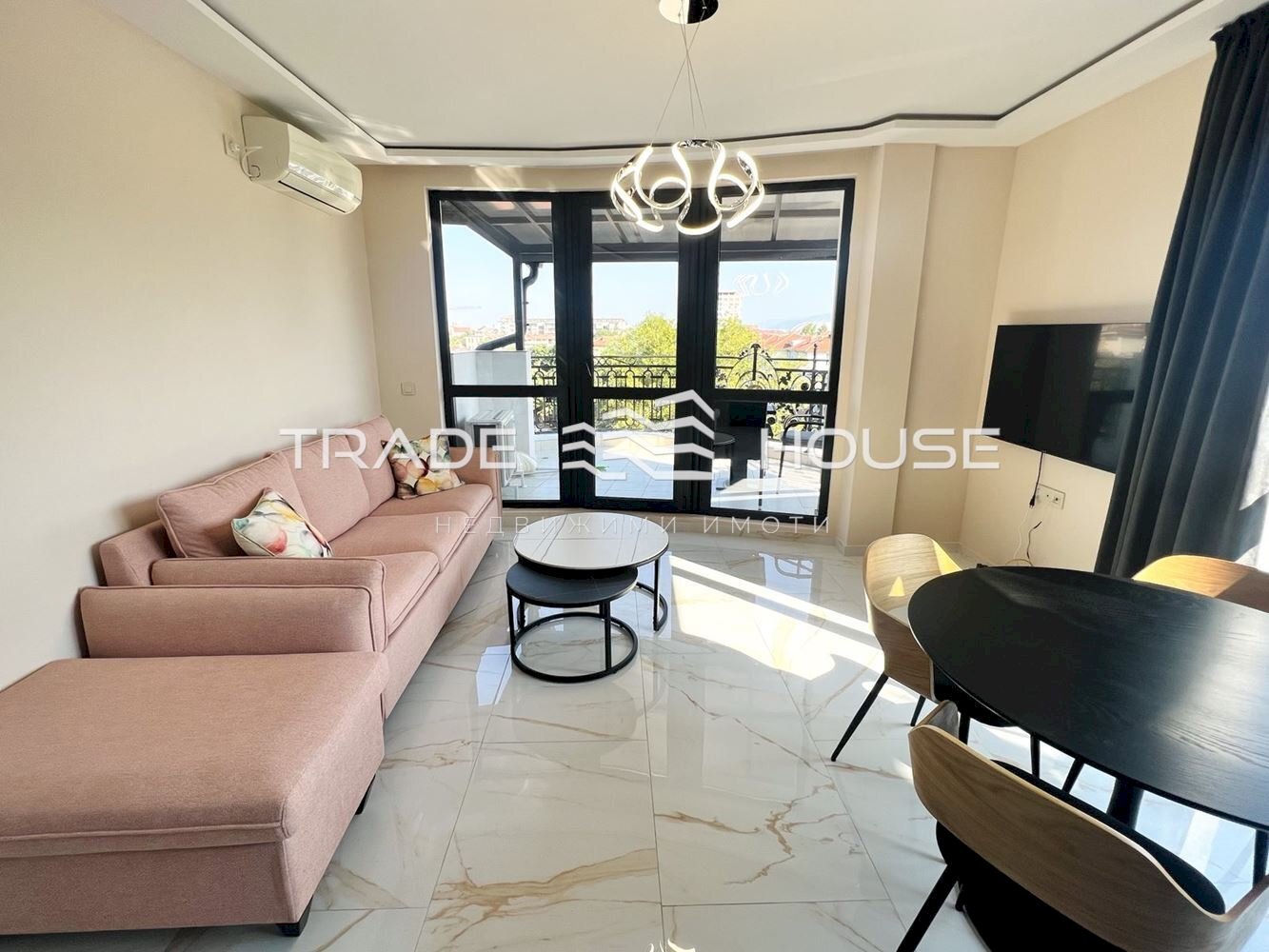 Two-room apartment Plovdiv (neighborhood Център) - photo 1